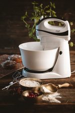 Міксер з чашею Adler AD 4206 - Міксер з чашею від Adler для простоти у приготуванні