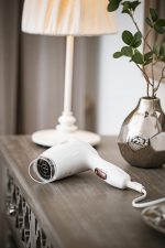 Фен дорожній Camry CR 2254 1200W: Ваш необхідний аксесуар під час подорожі - Зображення 6