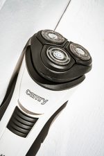 Бритва Camry CR 2915 (водостійка): Гладке гоління в будь-яких умовах - Зображення 2