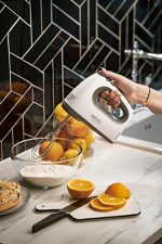 Міксер ручний Camry CR 4220w - Ручний міксер від Camry, що забезпечує зручність в приготуванні - Зображення 2