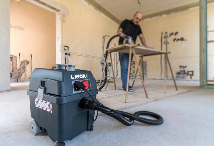 Промисловий Пилосос Lavor PRO 1400 Вт - Потужне та Ефективне Прибирання - Зображення 5