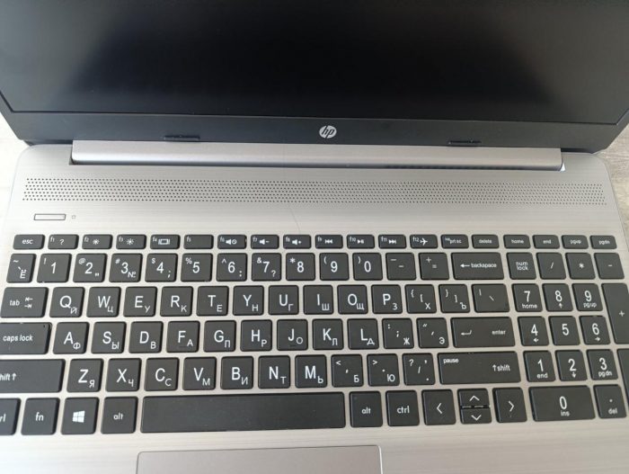 Ноутбук HP 255 G9 15.6" IPS R5-5625U 16GB RAM 512GB SSD Windows 11H - уцінка - Зображення 2