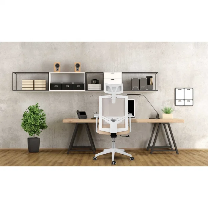 Офісне крісло Sofotel Rotar бежеве з мікросітки - Зображення 7