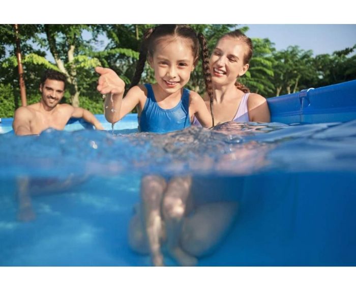 Прямокутний каркасний садовий басейн 300х201х66 см Bestway 56411 - Зображення 4