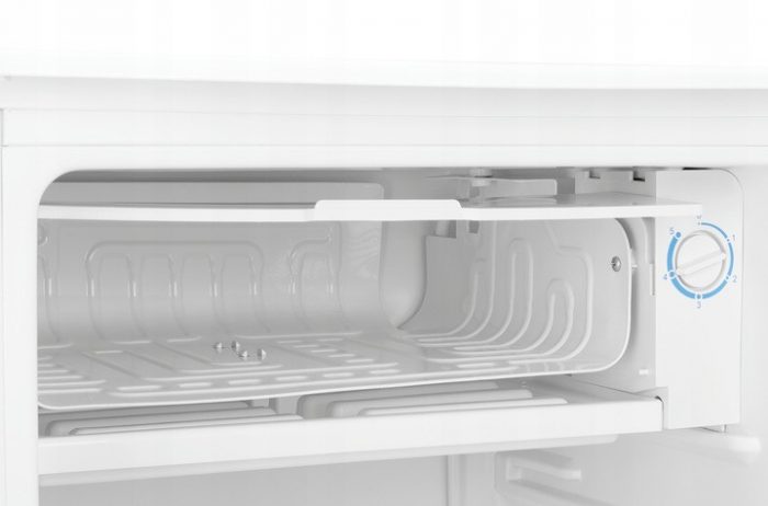 6558406105_w640_h640_6558406105 Міні-холодильник Manta MM520PB з морозильною камерою LIGHT 91 л. 83 - Зображення 4