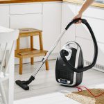 Пилосос мішковий Adler AD 7069 3200W EPA 12 із цифровим керуванням 76дБА 3.5L