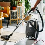 Пилосос мішковий Adler AD 7069 3200W EPA 12 із цифровим керуванням 76дБА 3.5L