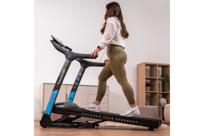 product_image_407460_634955-1200x800 Бігова доріжка електрична THUNDER PHENOM-S-BLACK - Зображення 9